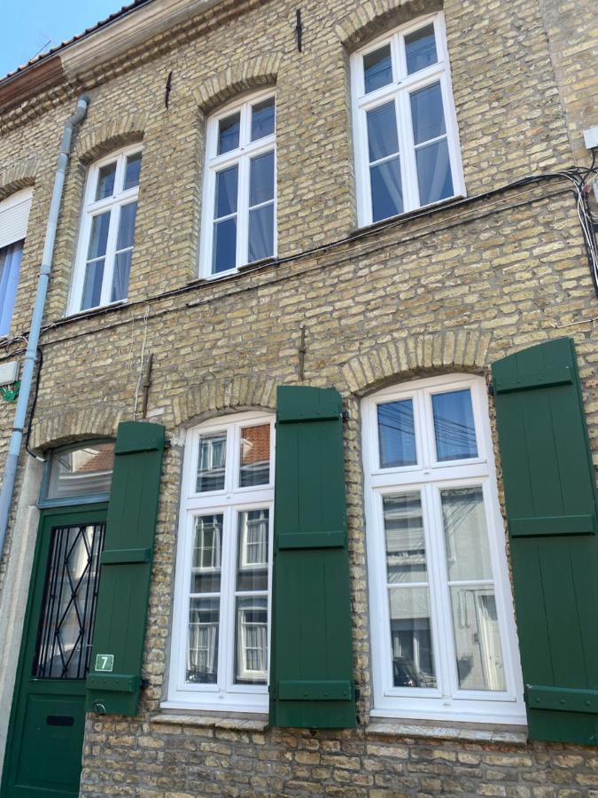 Gite De La Tour Carree Bergues Exterior photo