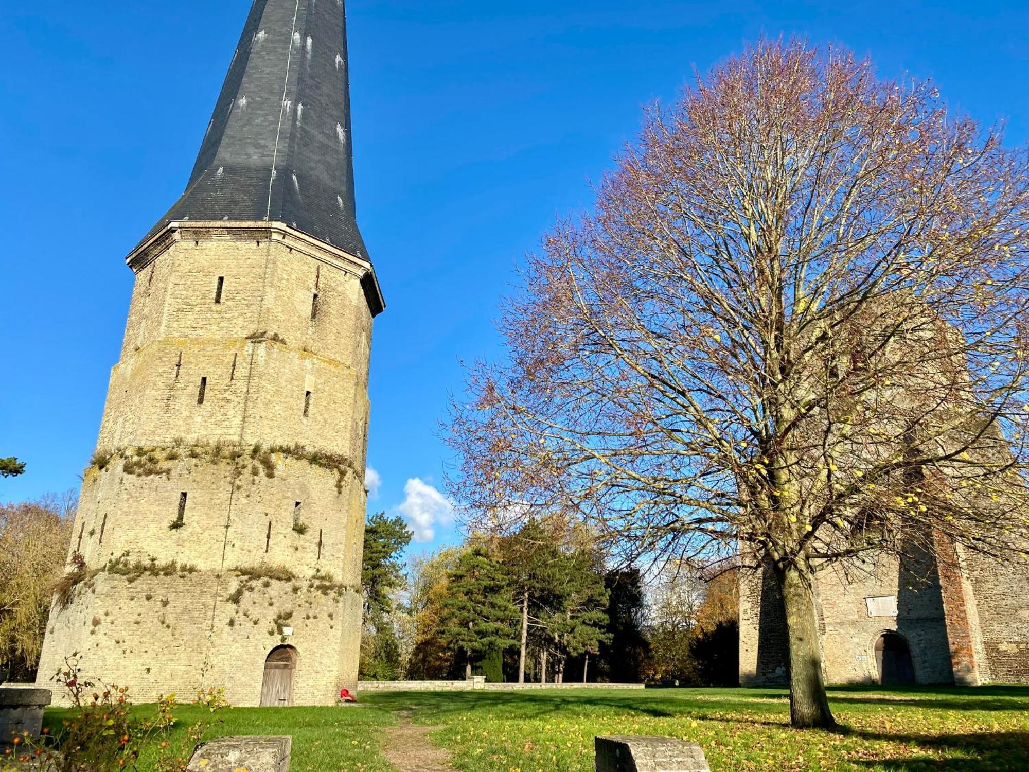 Gite De La Tour Carree Bergues Exterior photo